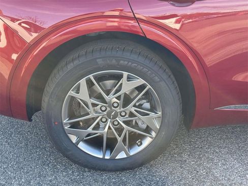 Certified 2023 Genesis GV70 2.5T w/ Select Package image 9