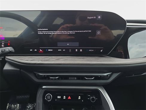 Certified 2025 Audi Q5 Premium w/ Convenience Package image 20