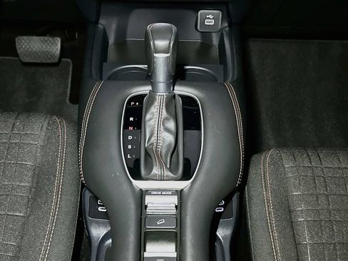Used 2024 Honda HR-V Sport image 14