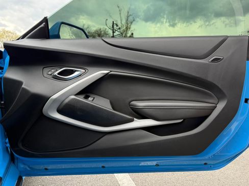 Used 2022 Chevrolet Camaro LT w/ RS Package image 20