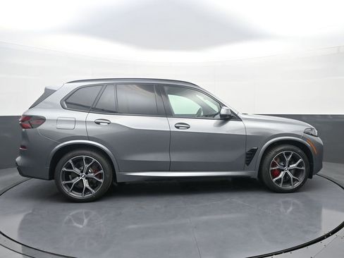 New 2026 BMW X5 xDrive50e w/ M Sport Package AWD/4WD image 8