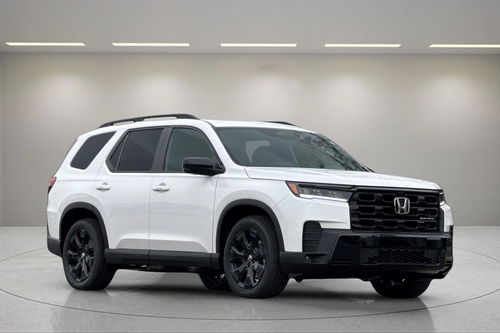 New 2026 Honda Pilot Black Edition image 7