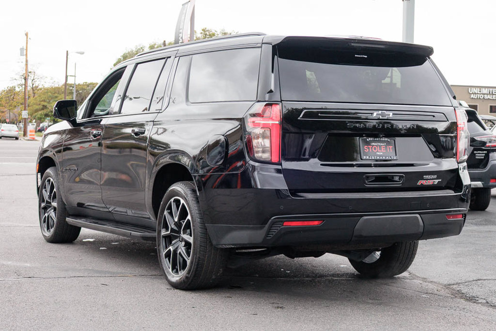 Used 2023 Chevrolet Suburban RST w/ Luxury Package AWD/4WD image 17