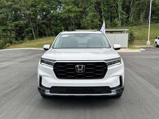 Certified 2025 Honda Pilot Touring video 2
