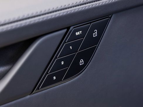 Certified 2024 Porsche 911 Carrera GTS image 22