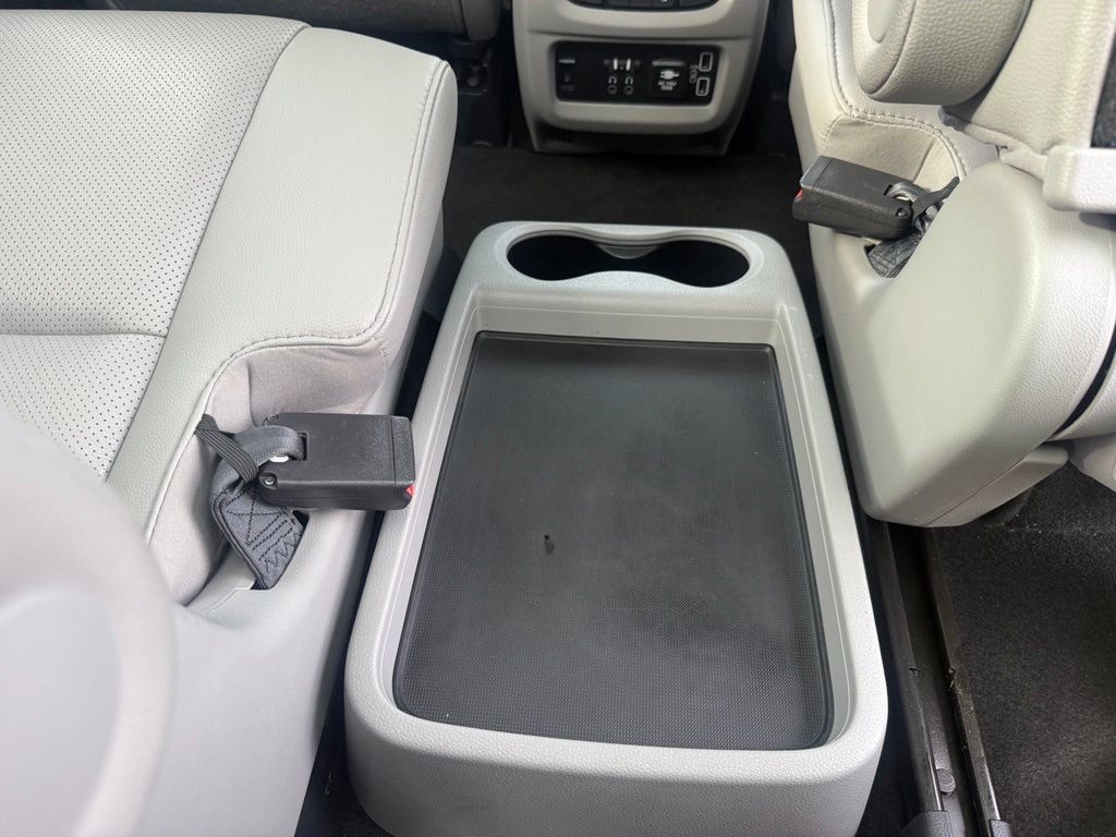 Used 2021 Honda Pilot Elite image 59