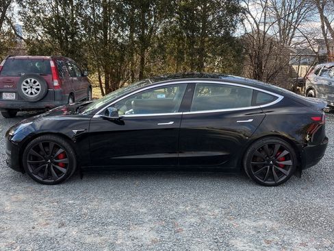 Used 2020 Tesla Model 3 Performance image 4