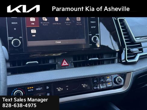 Used 2023 Kia Sportage LX image 10
