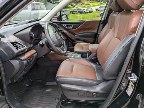 Used 2024 Subaru Forester Touring w/ Convenience Package AWD/4WD image 20