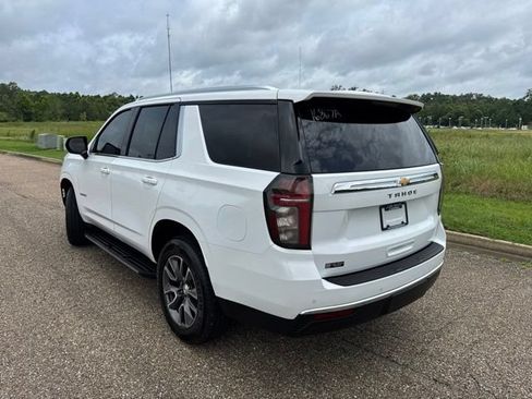 Used 2024 Chevrolet Tahoe LS RWD image 7