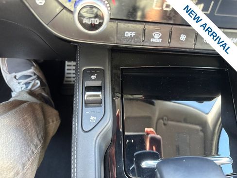 Used 2022 Kia Telluride SX w/ SX Prestige Package AWD/4WD image 32