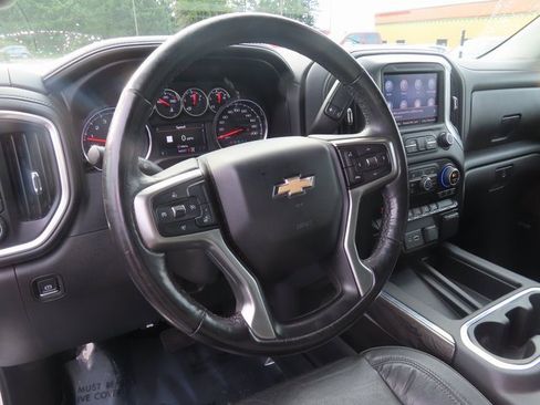 Used 2019 Chevrolet Silverado 1500 LTZ image 14