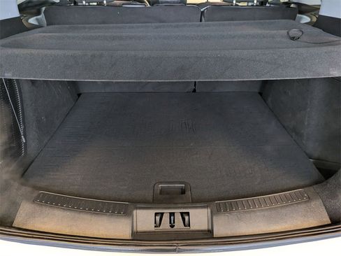 Used 2022 Lincoln Corsair AWD w/ Equipment Group 101A image 7