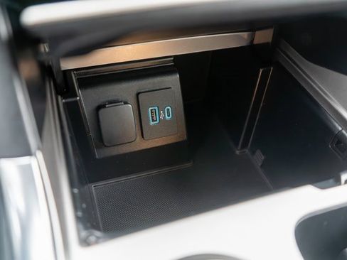 Used 2020 Ford Explorer Limited w/ Class III Trailer Tow Package image 36