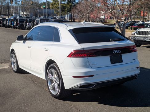 Used 2023 Audi Q8 Prestige w/ Prestige Package image 7