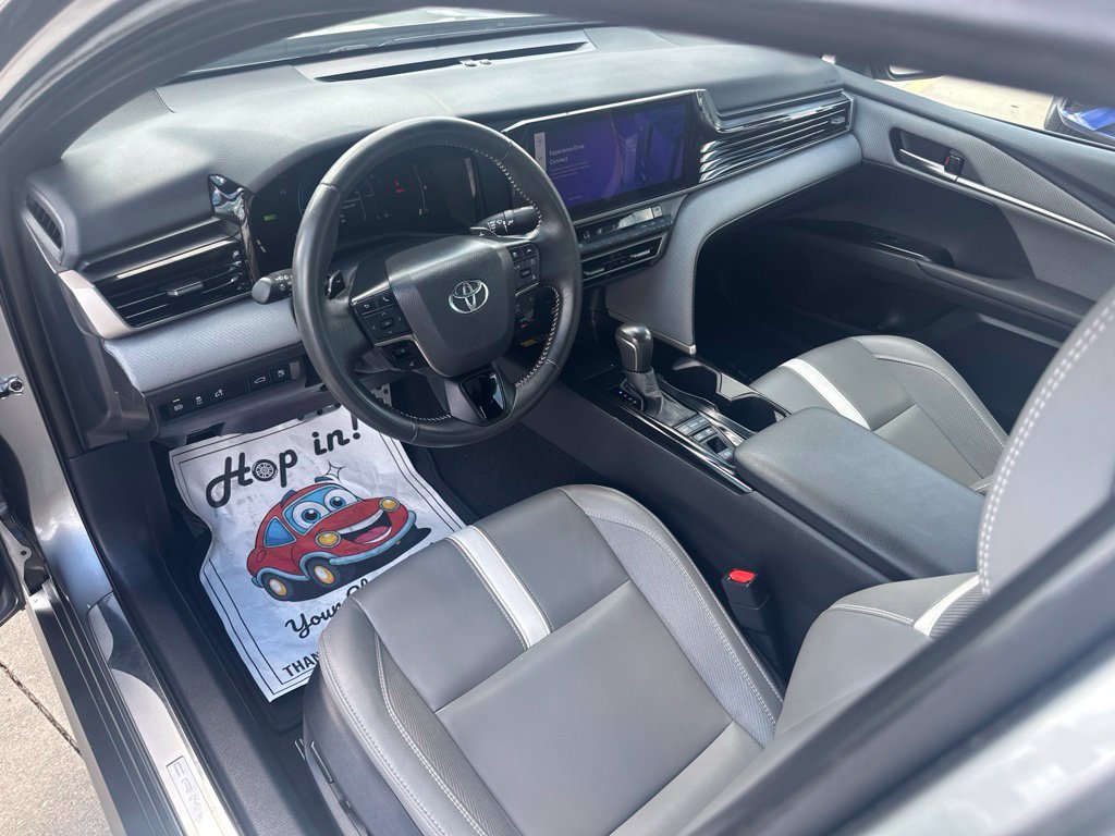 Used 2025 Toyota Camry SE w/ Multimedia Upgrade Package FWD image 14