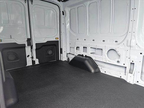 New 2025 Ford Transit 250 image 27
