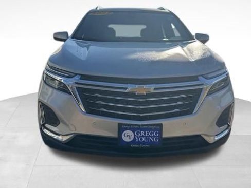 Used 2022 Chevrolet Equinox Premier AWD/4WD image 10