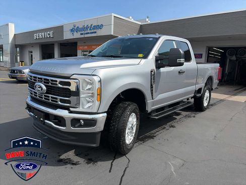 New 2027 Ford F250 XLT w/ Snow Plow Prep Package AWD/4WD image 1