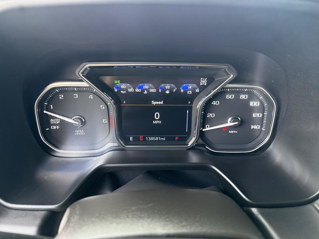 Used 2021 GMC Yukon SLT AWD/4WD image 18