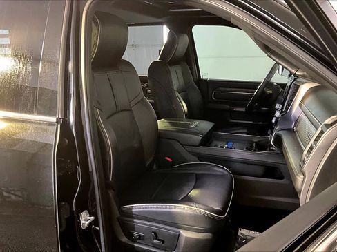 Used 2019 RAM 2500 Limited image 8