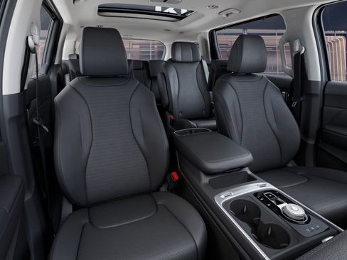 New 2026 Kia Carnival SX Prestige FWD image 16