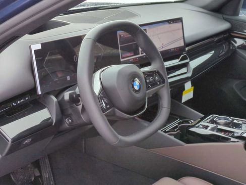 New 2026 BMW 530i xDrive image 10