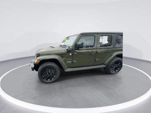 Used 2023 Jeep Wrangler Unlimited Sahara w/ Cold Weather Group image 4