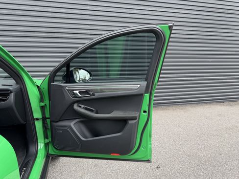 Certified 2023 Porsche Macan GTS image 26