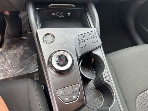 New 2026 Kia Sportage LX FWD image 37