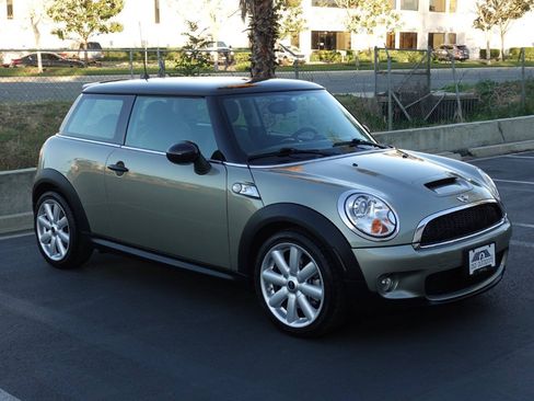 Used 2007 MINI Cooper S FWD image 8