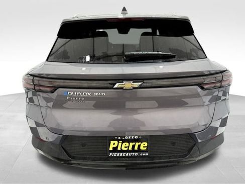 New 2026 Chevrolet Equinox EV LT image 3