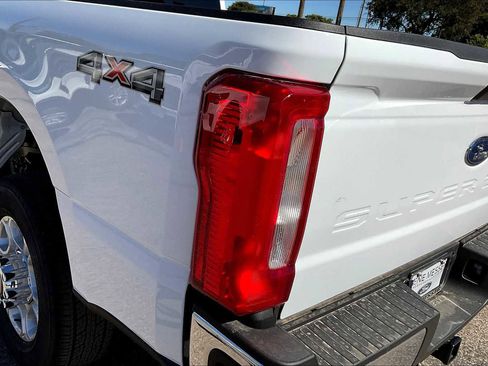 New 2026 Ford F250 XLT image 14