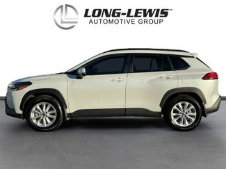 Used 2024 Toyota Corolla Cross LE w/ Moonroof Package video 2