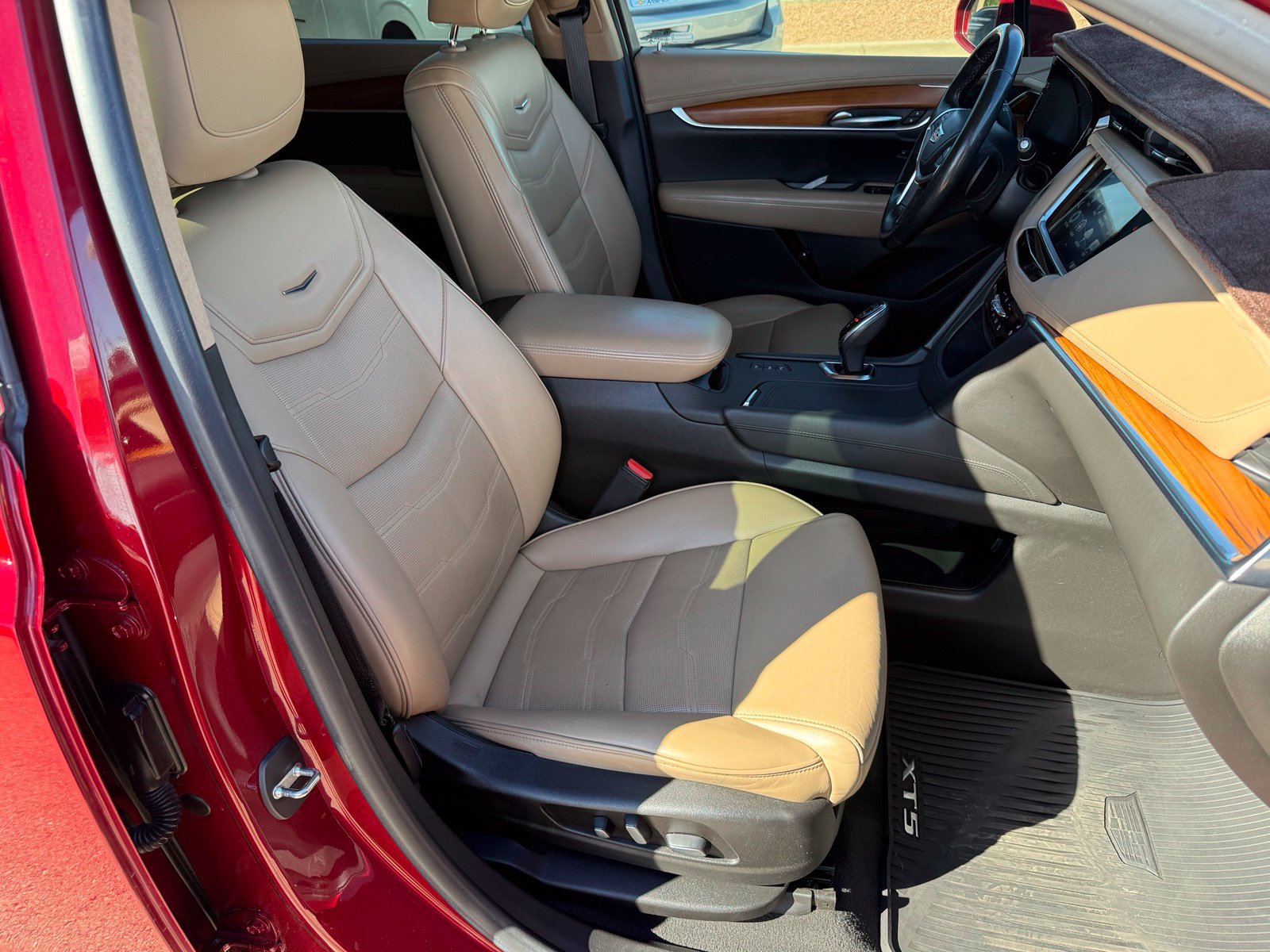 Certified 2019 Cadillac XT5 Platinum AWD/4WD image 34