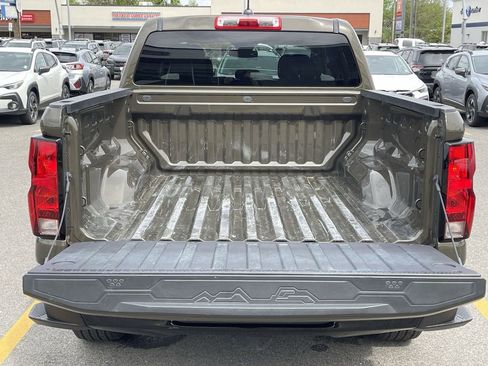 Used 2024 Chevrolet Colorado W/T RWD image 39