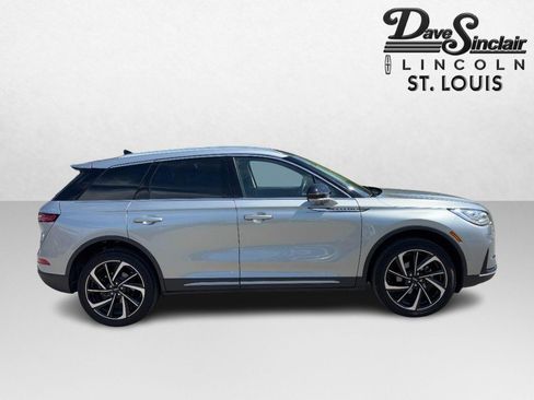 Used 2023 Lincoln Corsair Reserve w/ Equipment Group 201A AWD/4WD image 2