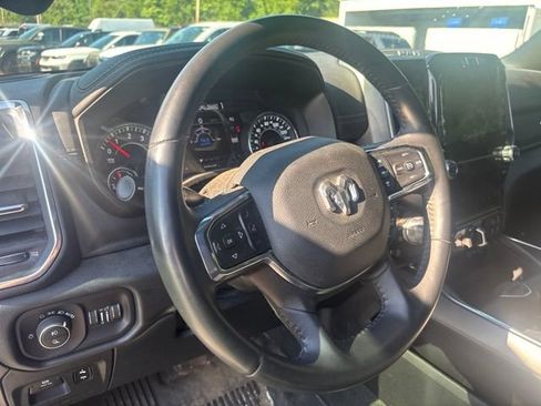 Used 2024 RAM 1500 Laramie AWD/4WD image 22