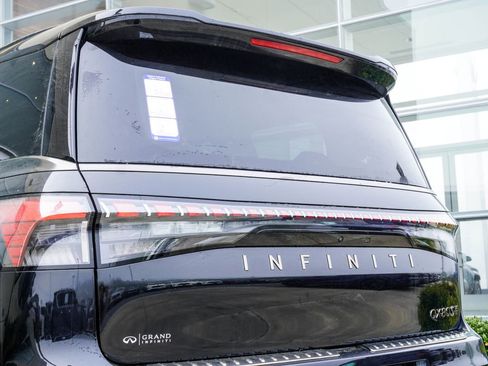 New 2026 INFINITI QX80 4WD image 13