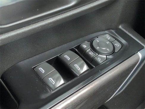 Used 2020 Chevrolet Silverado 2500 LTZ w/ LTZ Premium Package image 27