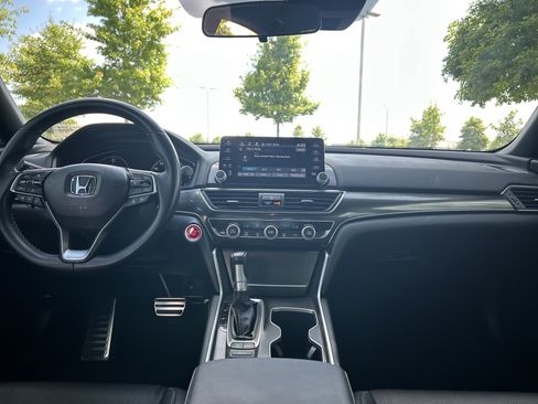 Used 2021 Honda Accord Sport image 29