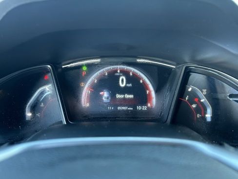 Used 2021 Honda Civic Sport Touring image 2