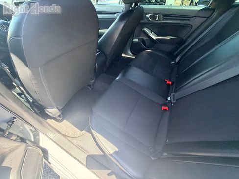 Used 2025 Honda Civic Sport image 14