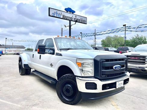 Used 2014 Ford F350 XL w/ Power Equipment Group image 1