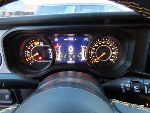 Used 2024 Jeep Wrangler Sport S image 32