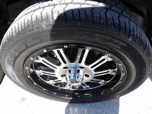 Used 2011 Lexus LX 570 Base AWD 4dr SUV image 13