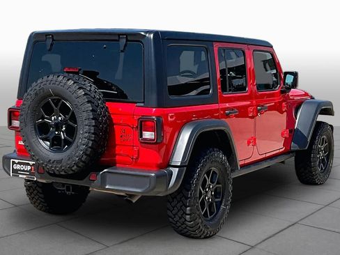 Used 2025 Jeep Wrangler Unlimited Sport AWD/4WD image 12