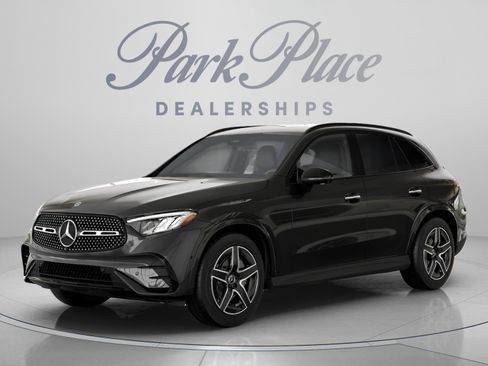 Used 2026 Mercedes-Benz GLC 300 4MATIC image 1