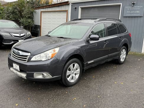 Used 2012 Subaru Outback 2.5i Limited w/ Moonroof Pkg AWD/4WD image 3