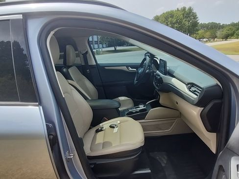 Used 2022 Ford Escape SEL w/ Technology Package FWD image 35